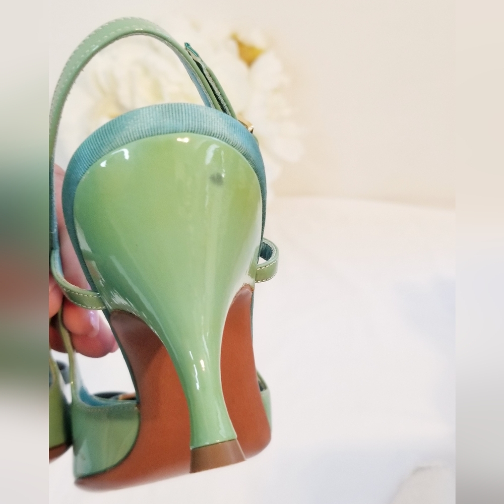 Salvatore Ferragamo Vintage Mint Green Peep Toe Bow Slingback Heels - Picture 13 of 15